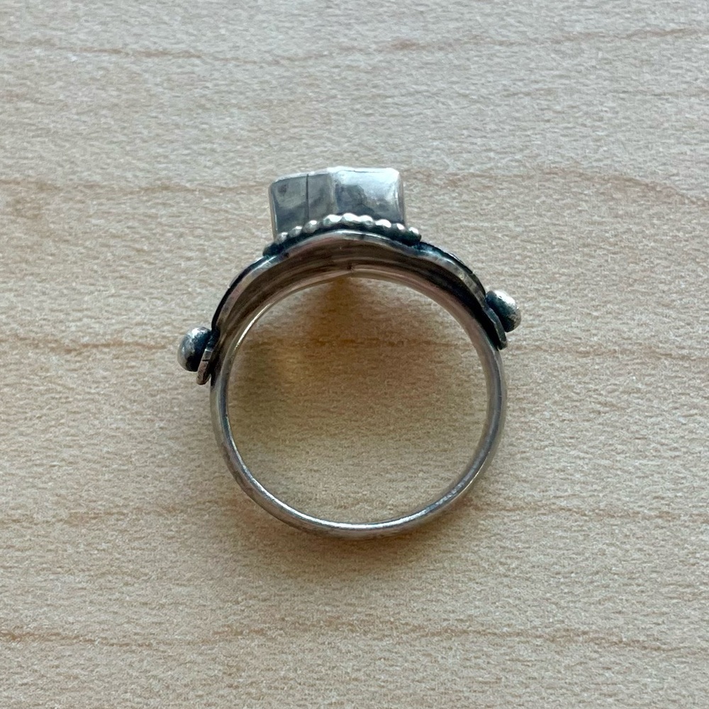 Handmade Alexandrite silver ring - Picture 7 of 14